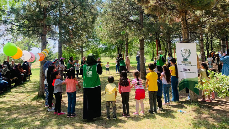 İHH İnsani Yardım Derneğinden bahar şenliği